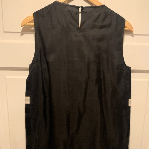 St. John~ NWT!!~ 100% Silk, Lined Top - Picture 14 of 15